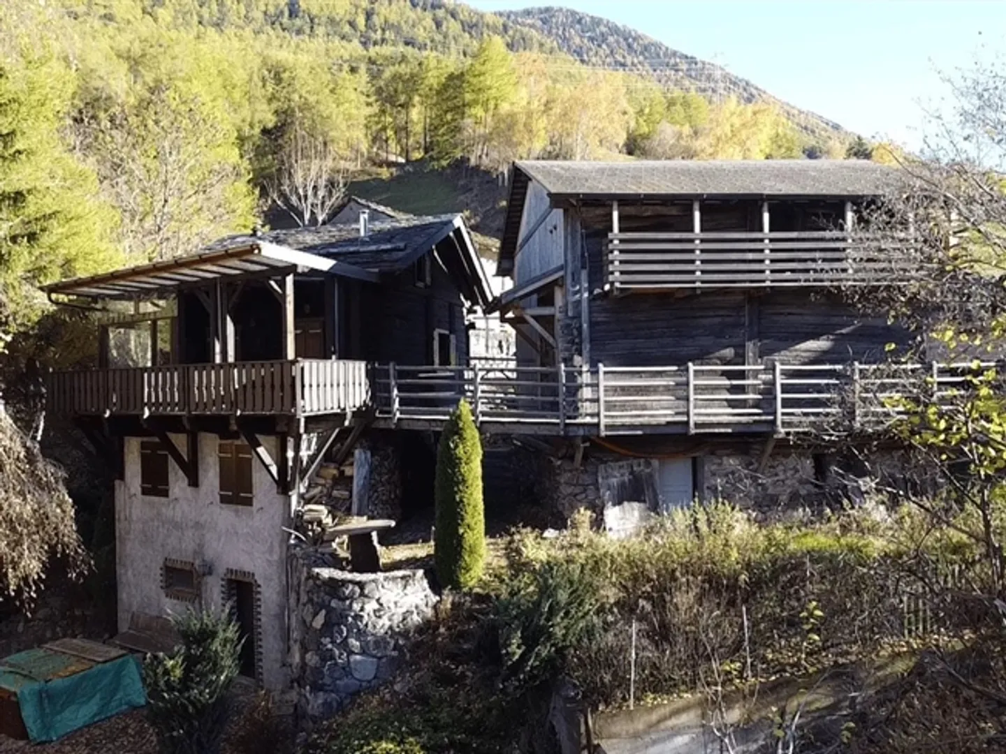 Insieme di due Mazot tradizionali con vista panoramica - Foto 3 di 10