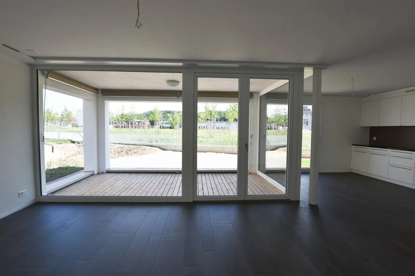 Moderne Wohnung mit Loggia - Foto 3 von 11