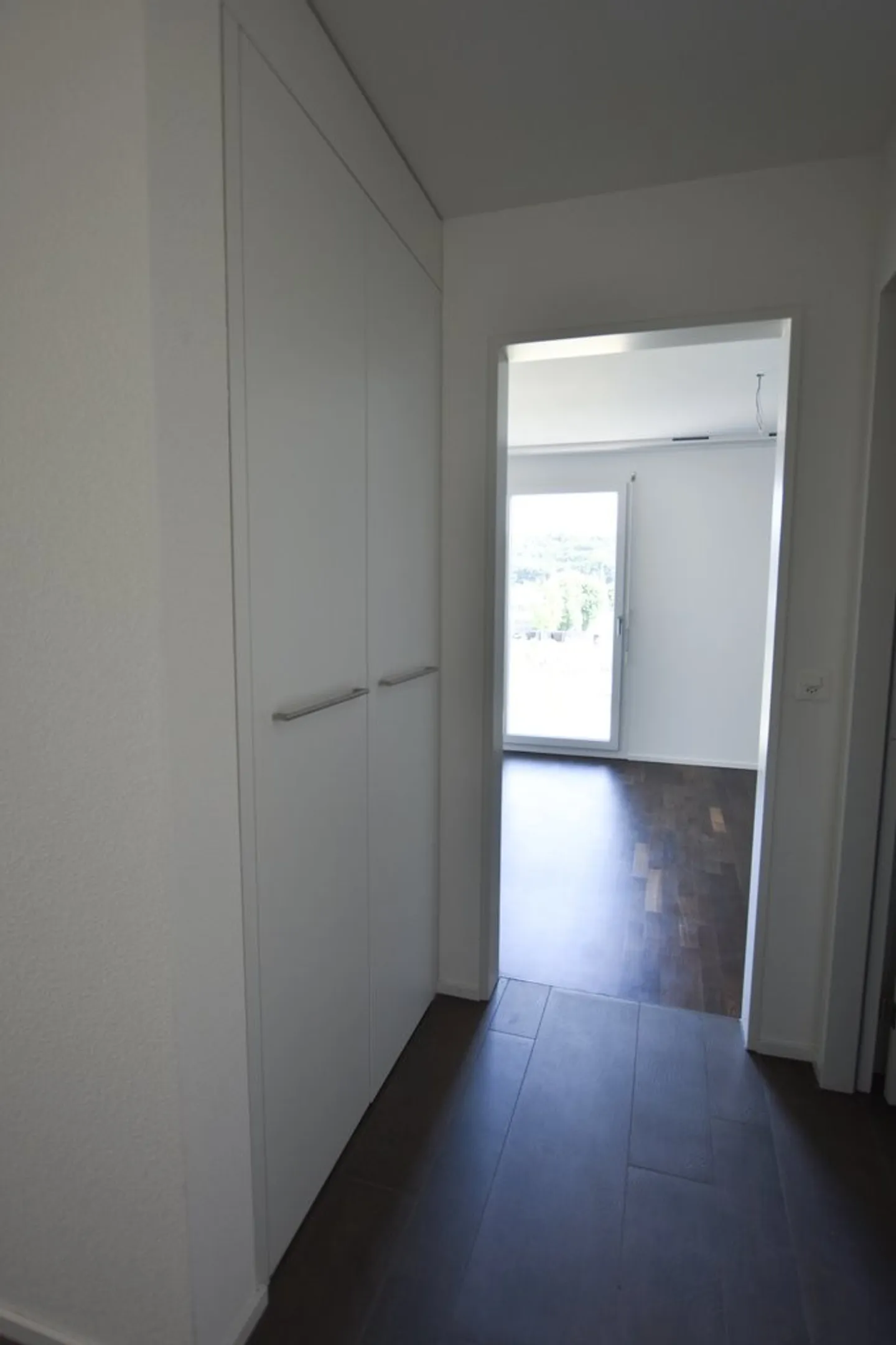 Moderne Wohnung mit Loggia - Foto 4 von 11