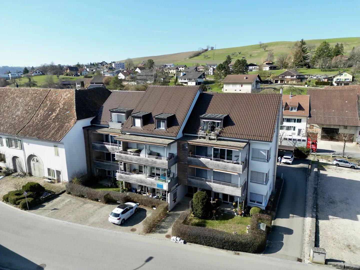 Appartamento moderno in una proprietà ben tenuta - Foto 1 di 13