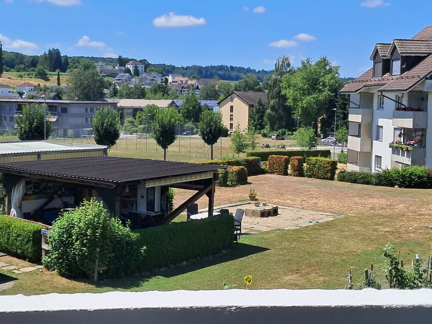 Living near the lake... - Photo 9 of 11