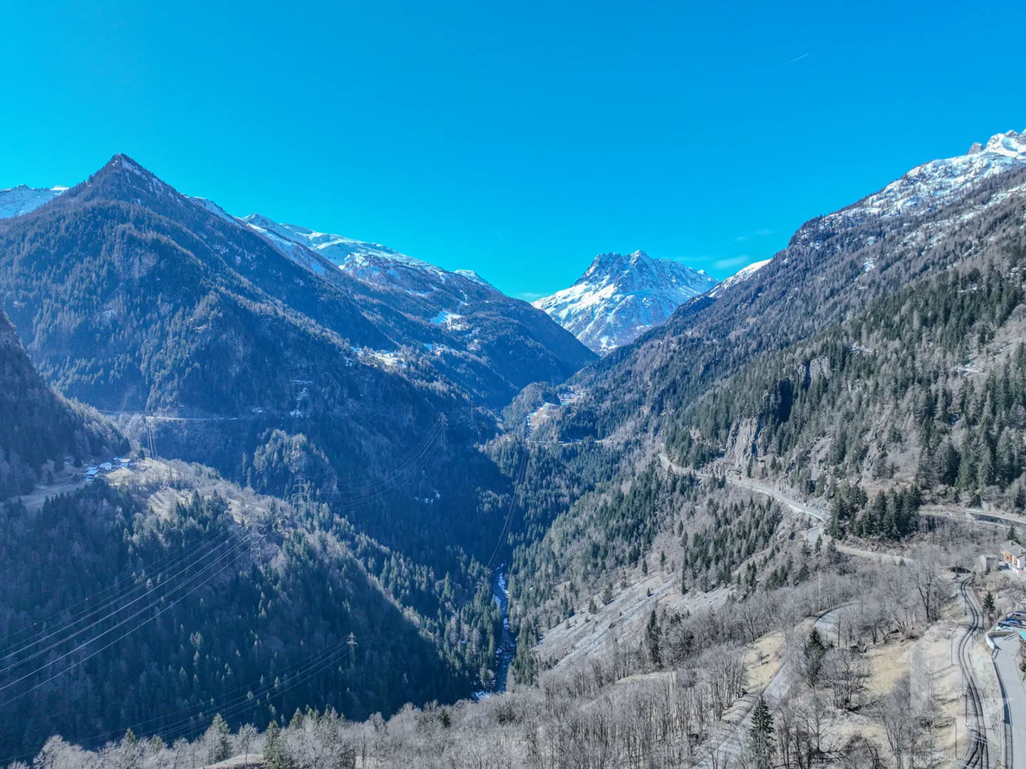 Antico Hotel di Charme nel Cuore del Villaggio di Finhaut - Foto 3 di 13