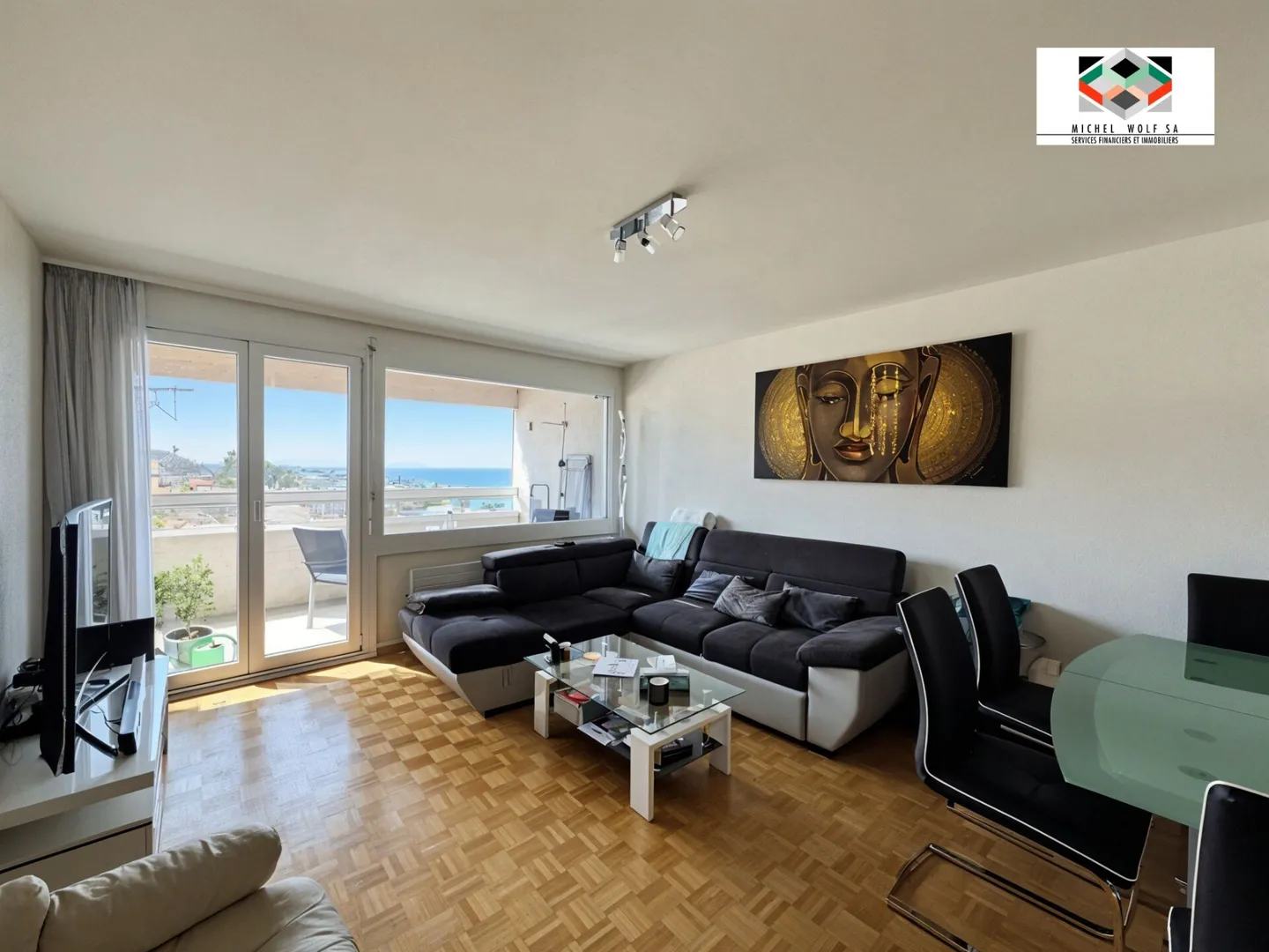 Bel Appartement avec Vue sur le Lac - Photo 1 sur 6