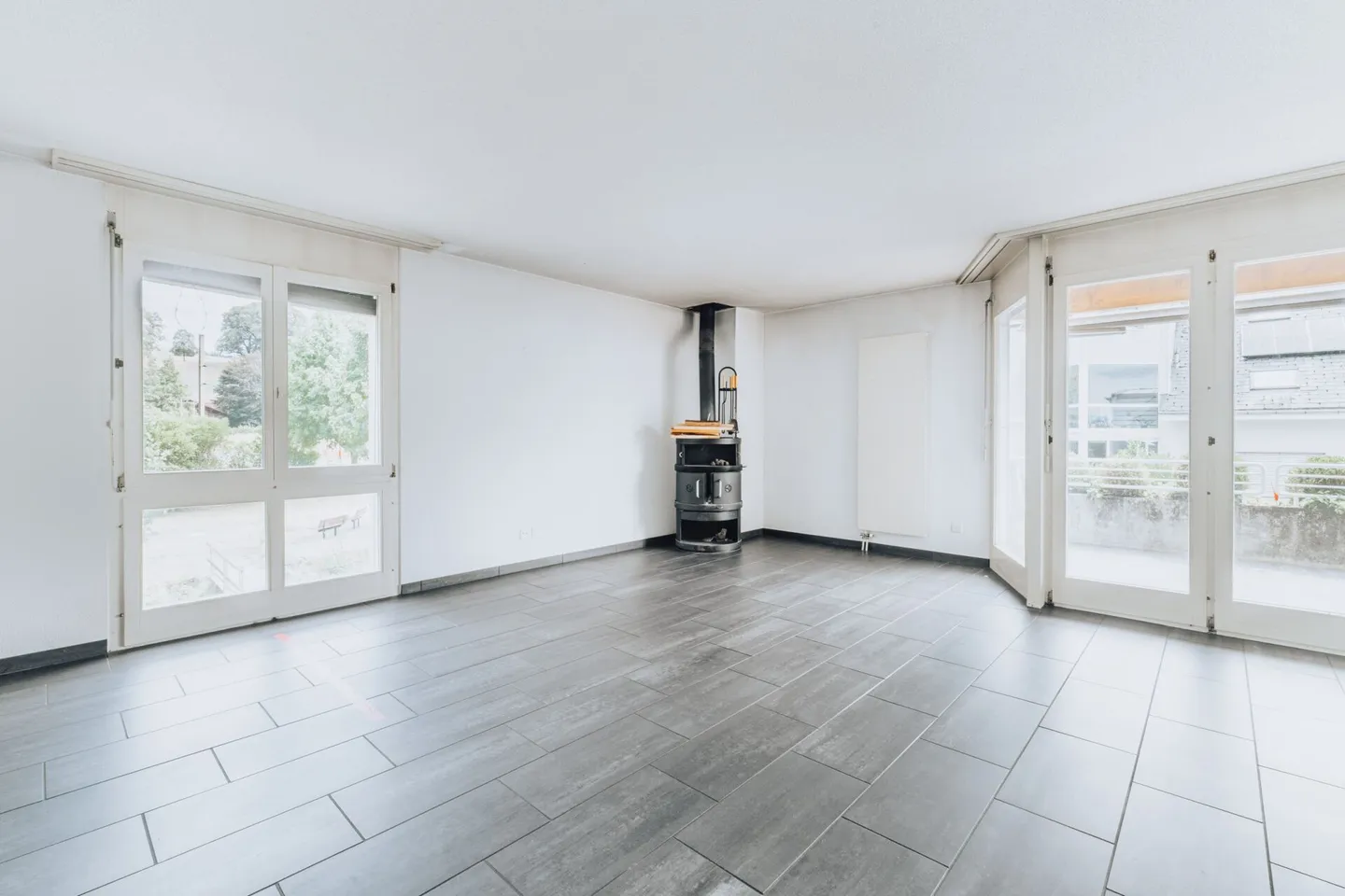Luminoso appartamento di 4.5 locali con balcone coperto - Foto 10 di 18
