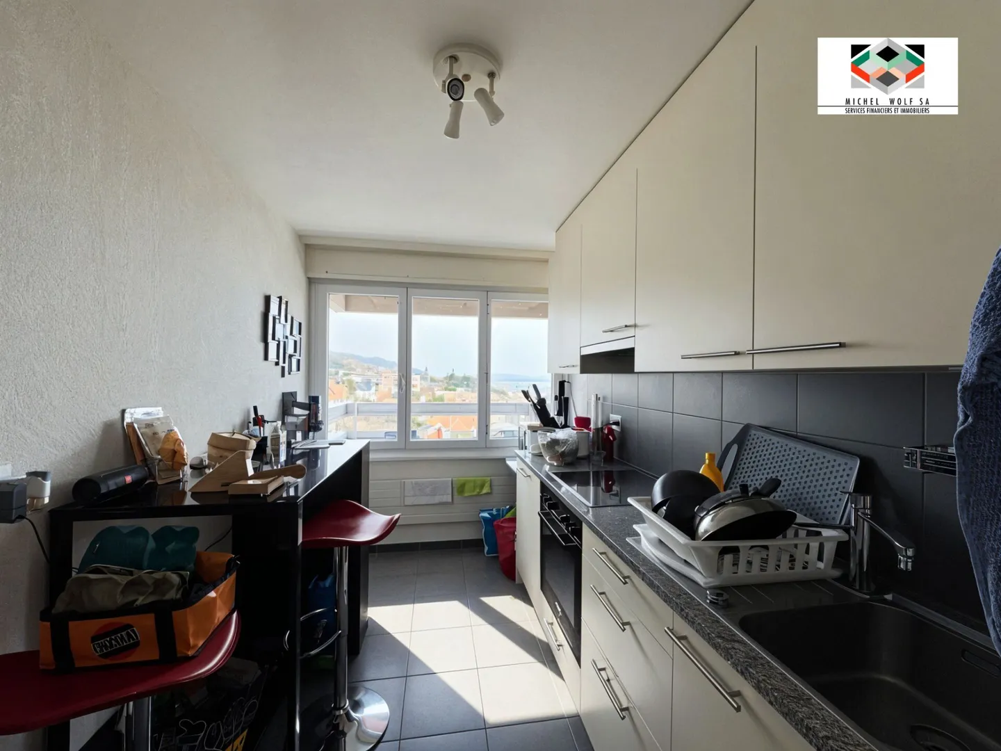 Bel Appartement avec Vue sur le Lac - Photo 2 sur 6