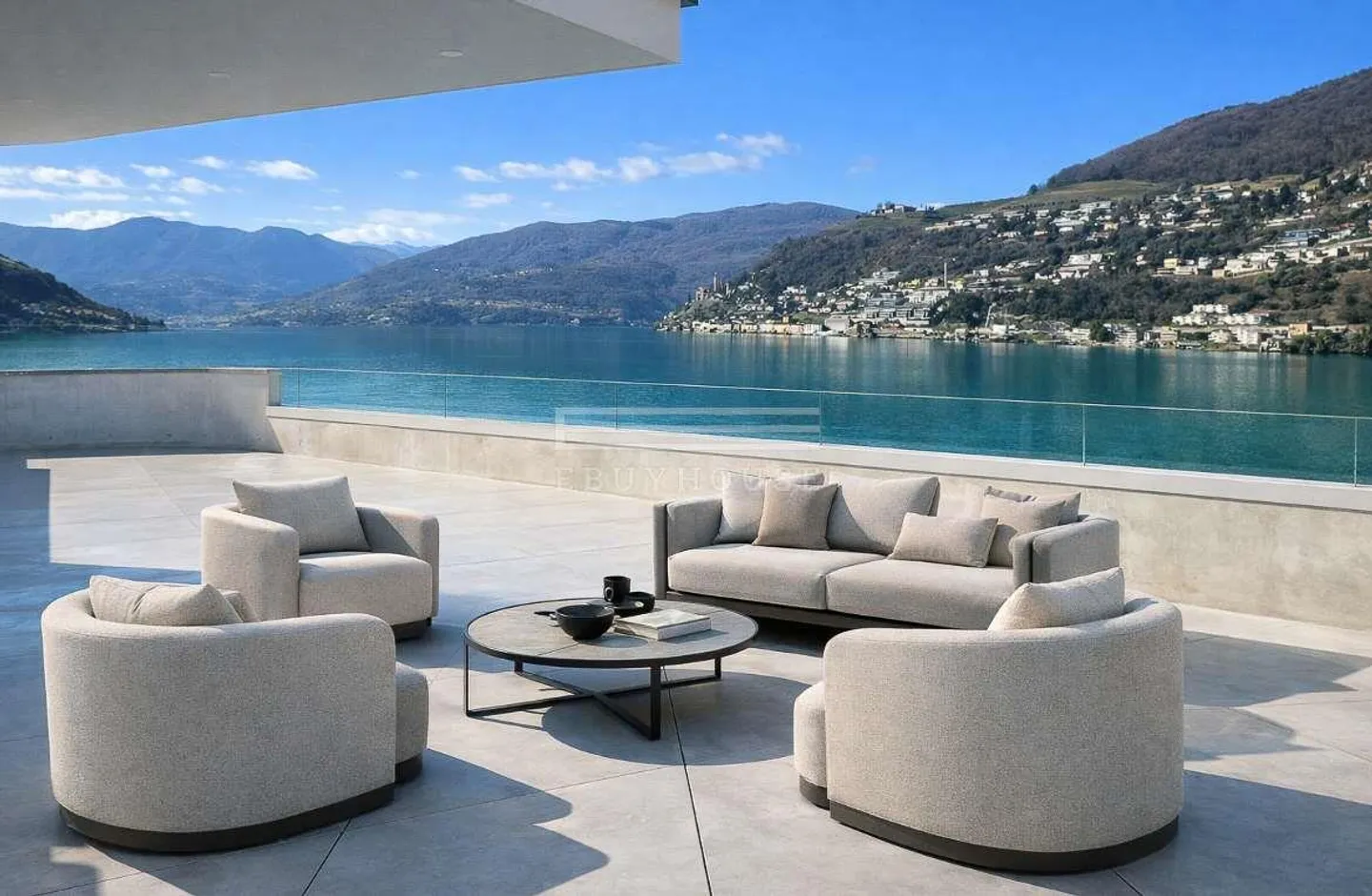 Villa in design con posizione unica e vista mozzafiato sul lago e molo - Foto 1 di 13