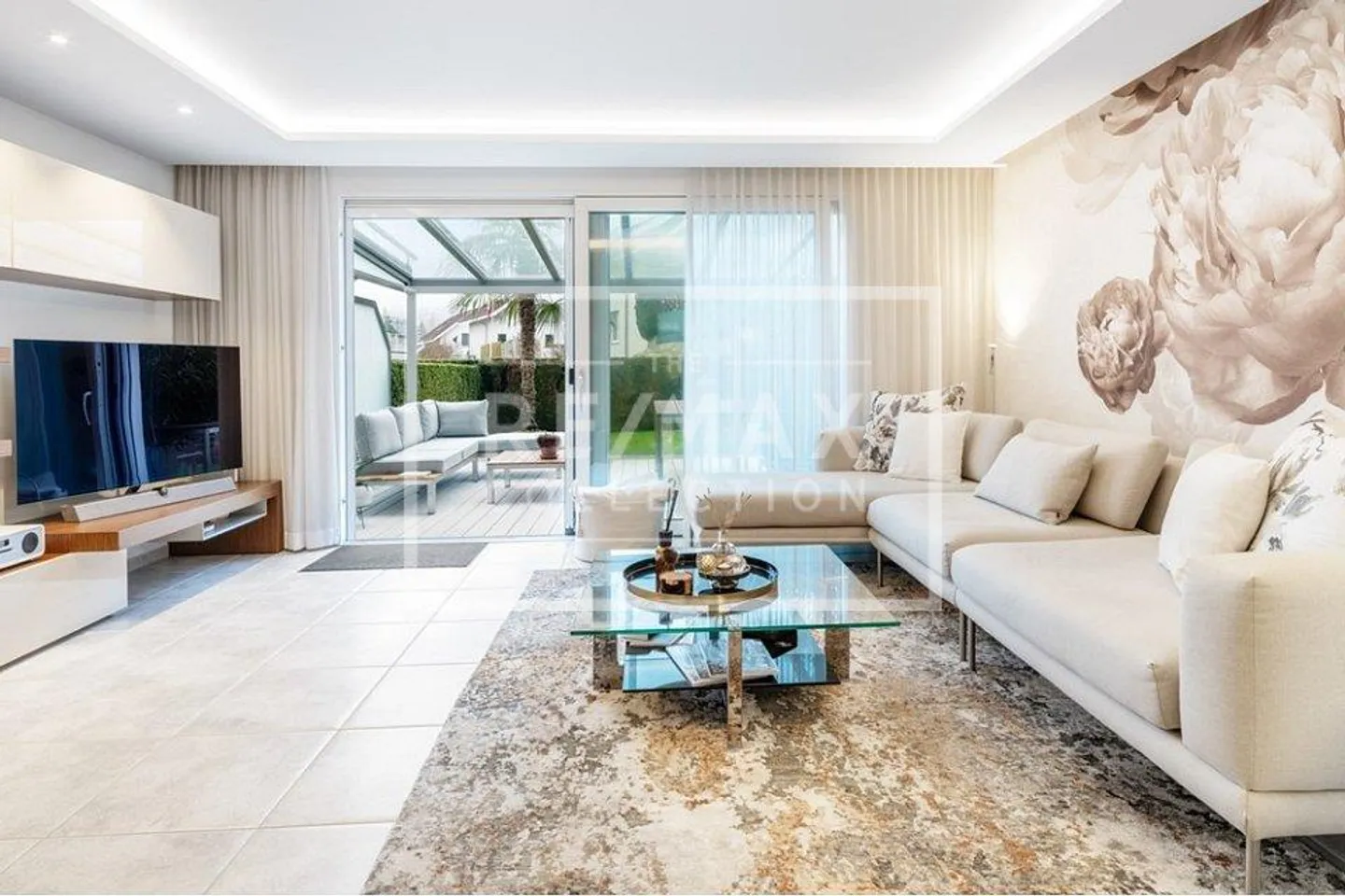 Stylish 5½-room semi-detached family house with high-quality expansion standard - Photo 7 of 13