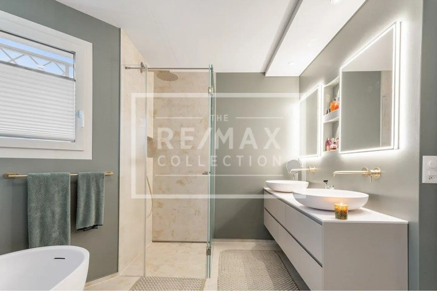 Stylish 5½-room semi-detached family house with high-quality expansion standard - Photo 12 of 13
