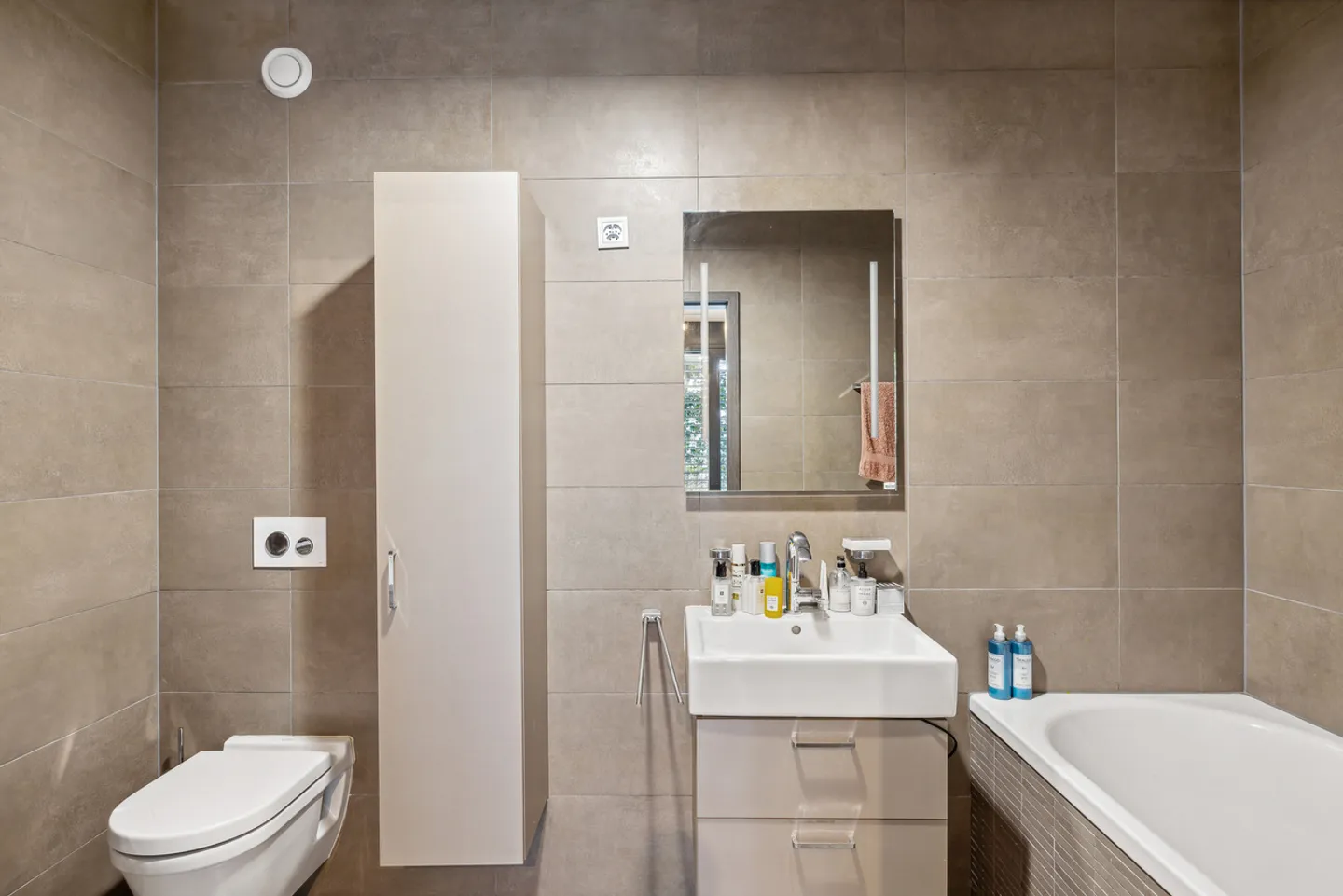 Appartamento in vendita - Foto 7 di 16