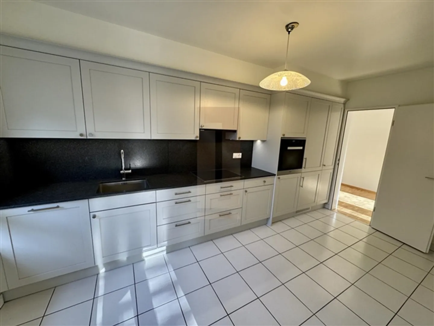 Beautiful Family Apartment Near International Organizations - Photo 1 of 13