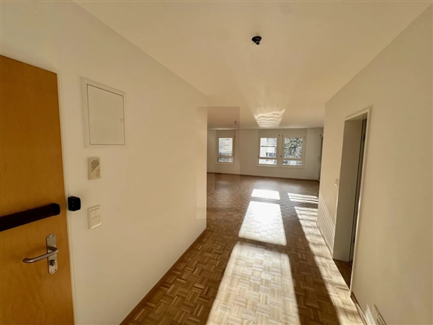 Beautiful Family Apartment Near International Organizations - Photo 2 of 13