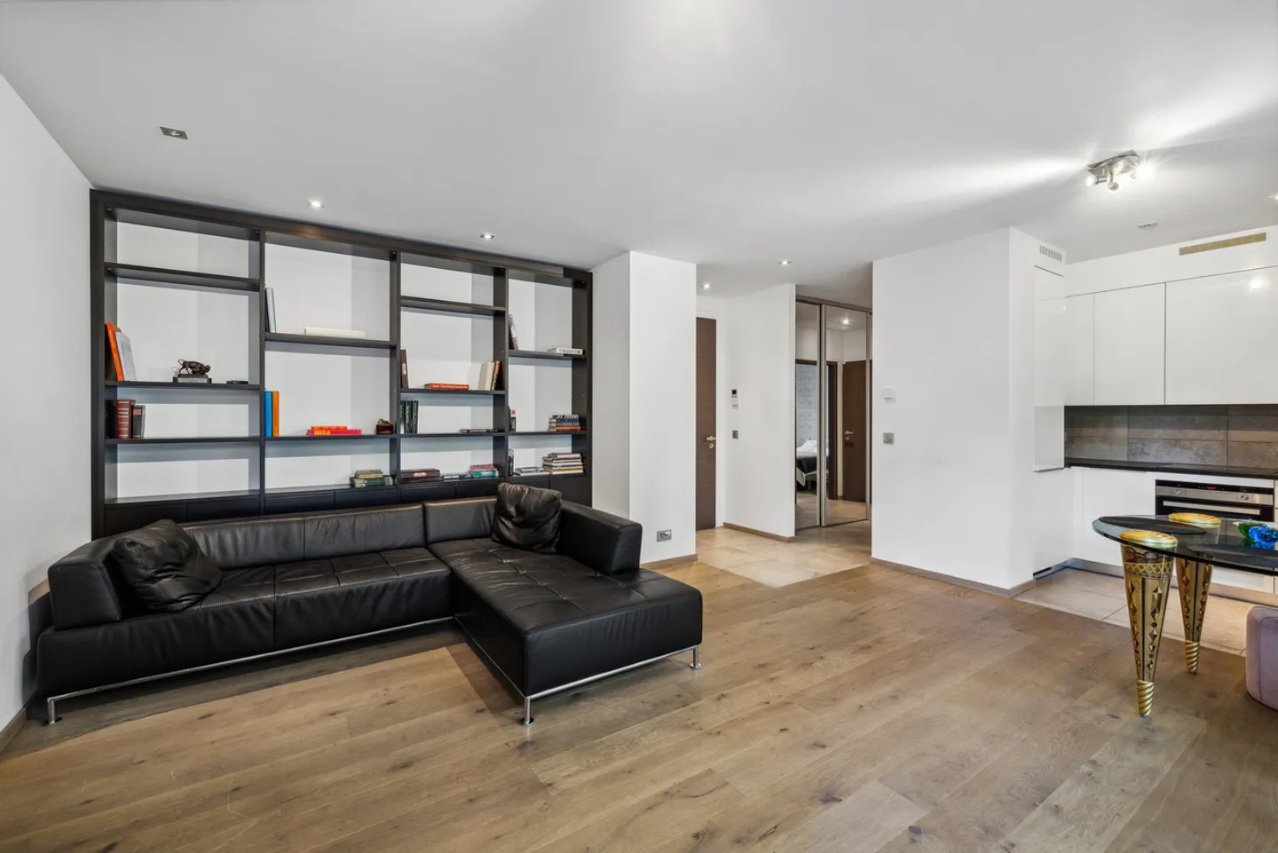 Appartamento in vendita - Foto 3 di 16