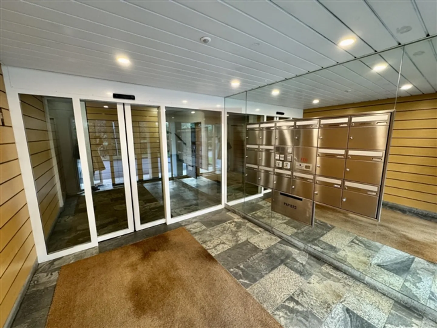 Beautiful Family Apartment Near International Organizations - Photo 12 of 13