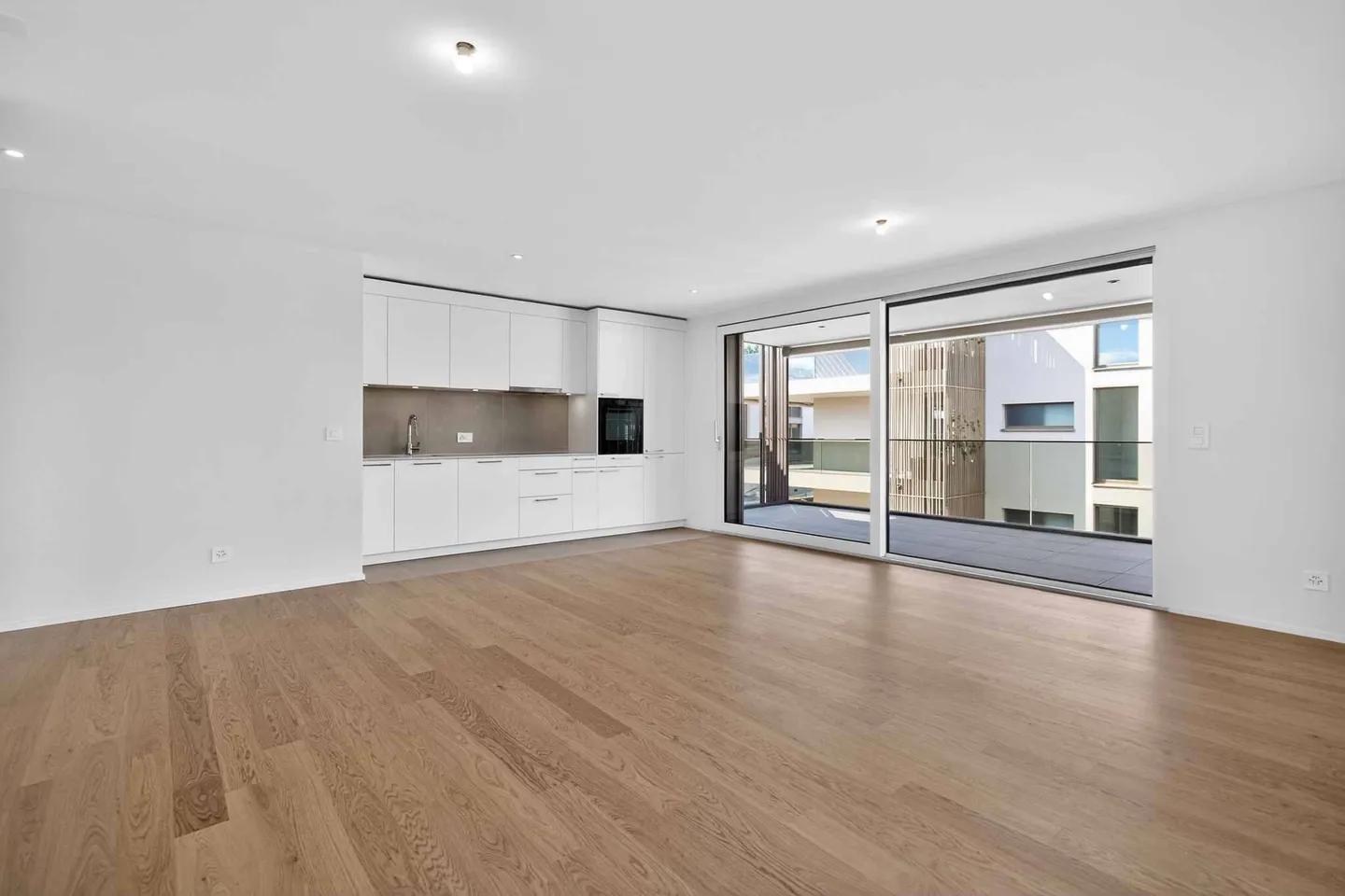 Apartment for rent - Photo 3 of 10