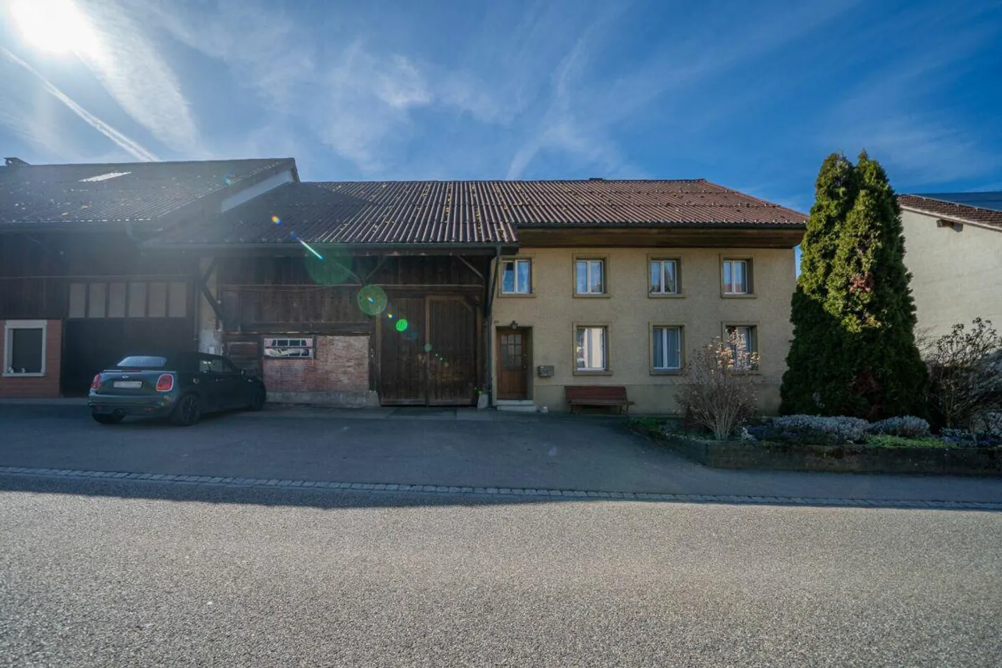 Farmhouse in Gansingen with potential - Photo 1 of 30