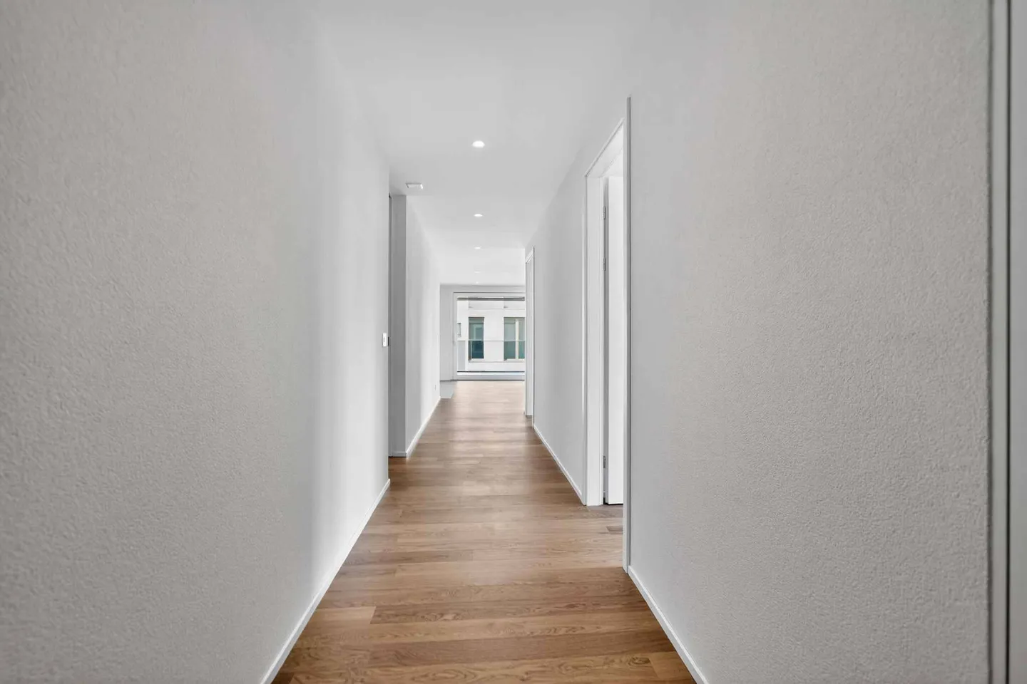 Apartment for rent - Photo 5 of 10