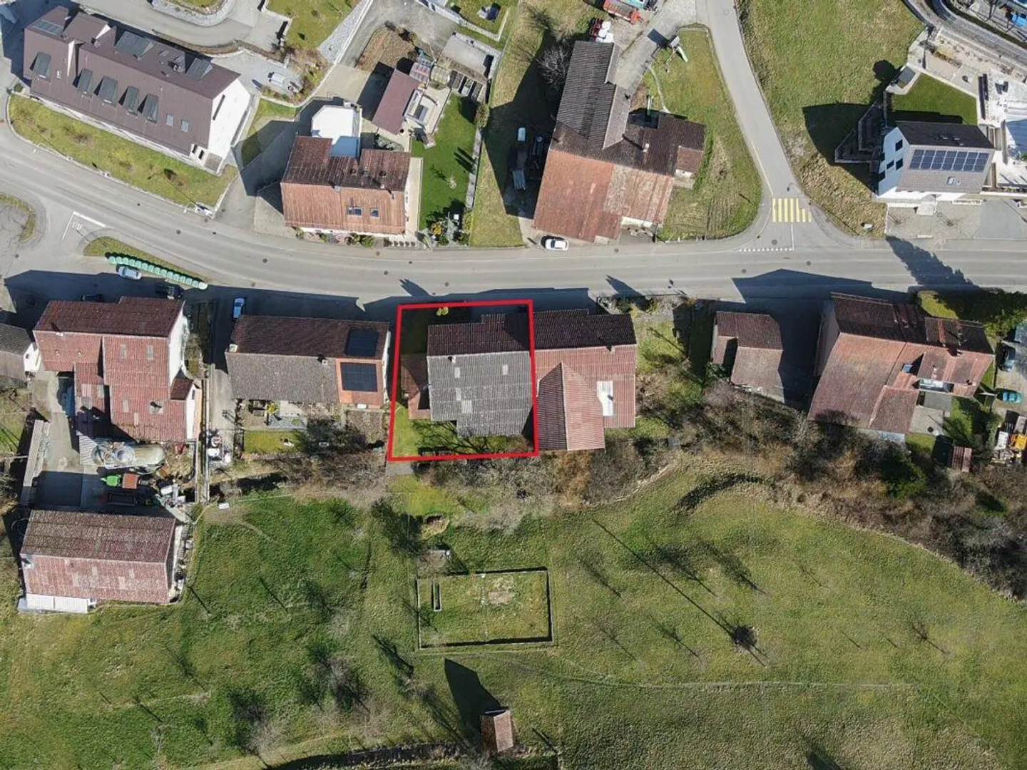 Farmhouse in Gansingen with potential - Photo 4 of 30