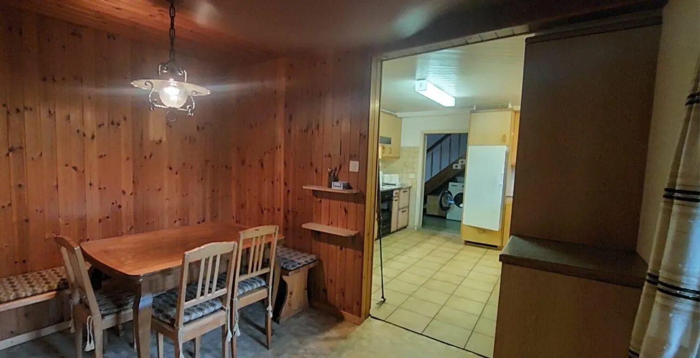 Farmhouse in Gansingen with potential - Photo 9 of 30