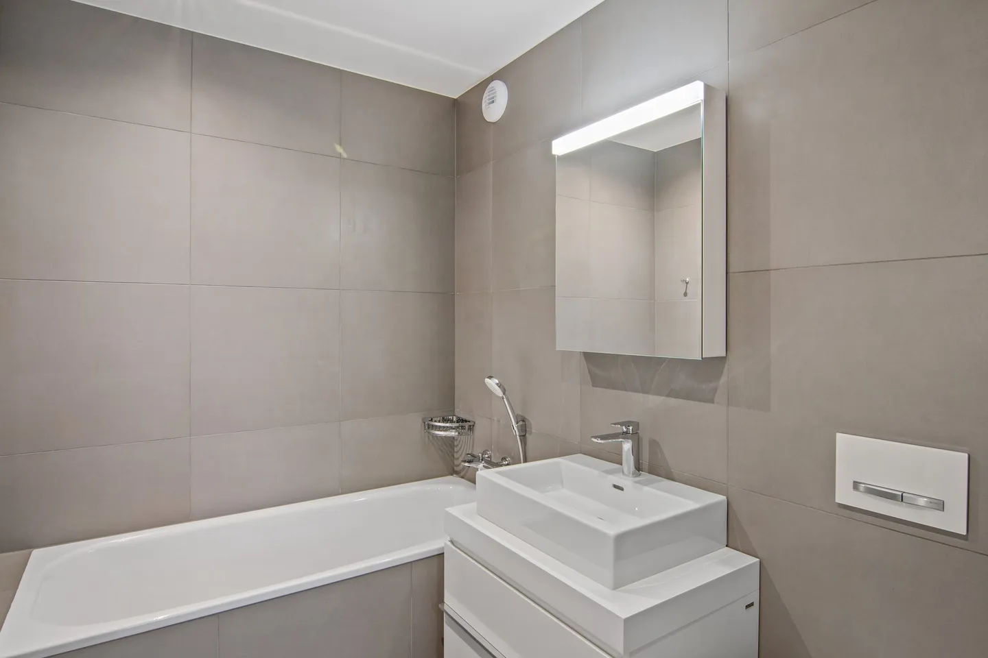 Wunderschöne Wohnung in der Nähe des St-Aubin-Sees (NE) - Foto 6 von 8