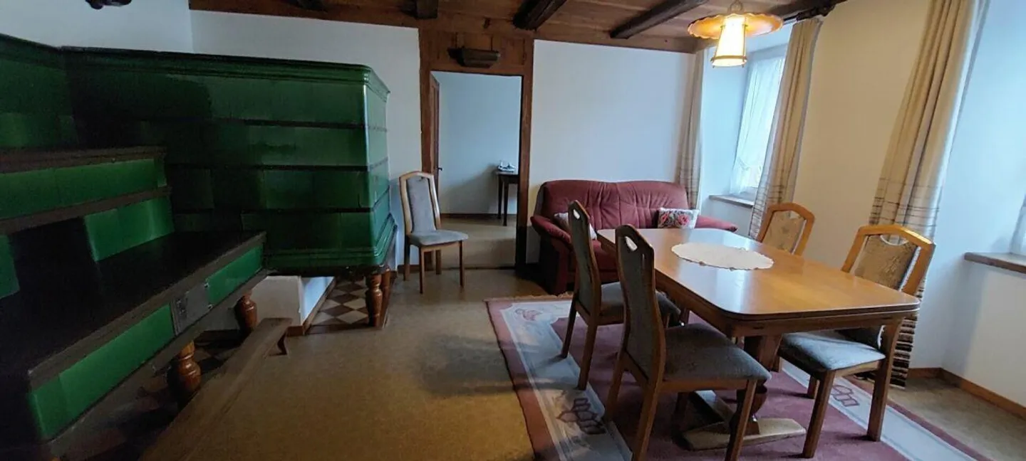 Farmhouse in Gansingen with potential - Photo 10 of 30