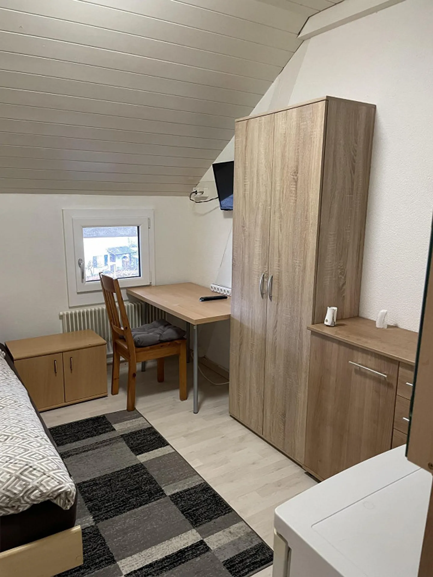 Charmantes Möbliertes Zimmer - Foto 2 von 7