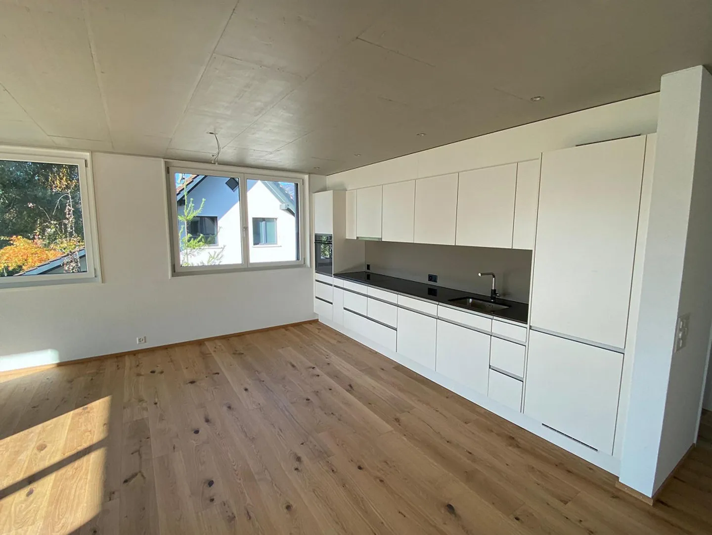 Sonnige, ruhige 4,5 Zimmer Wohnung im Zentrum zu vermieten - Foto 2 von 10