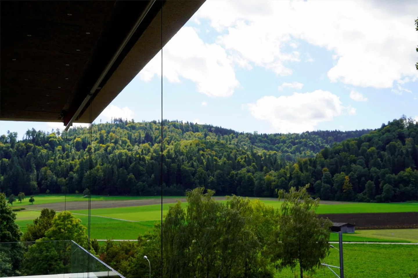 Ultimo appartamento - Vista nel verde! - Foto 3 di 11