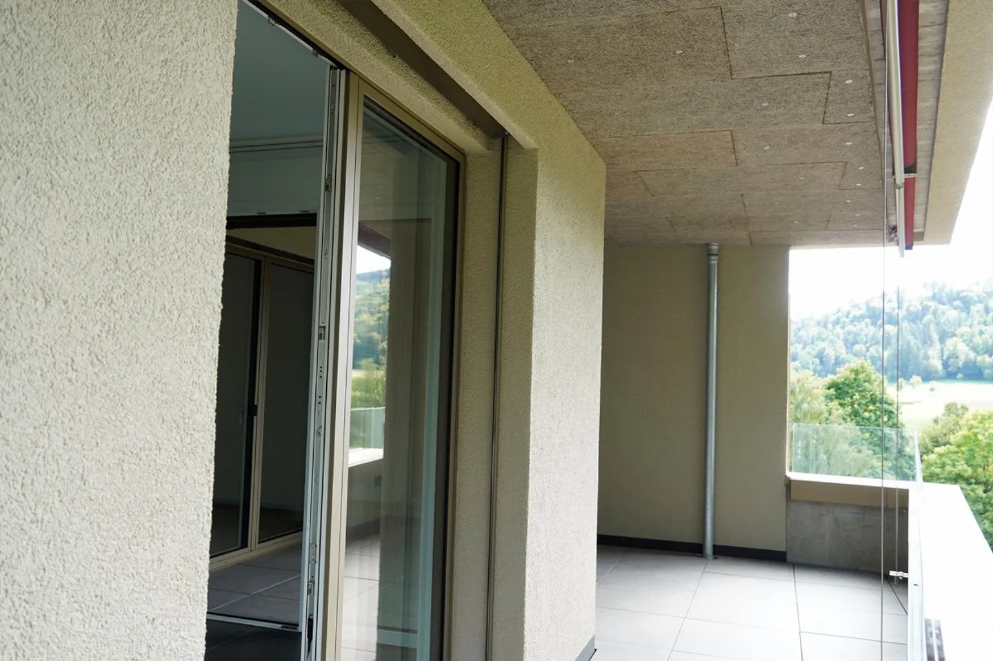 Ultimo appartamento - Vista nel verde! - Foto 9 di 11