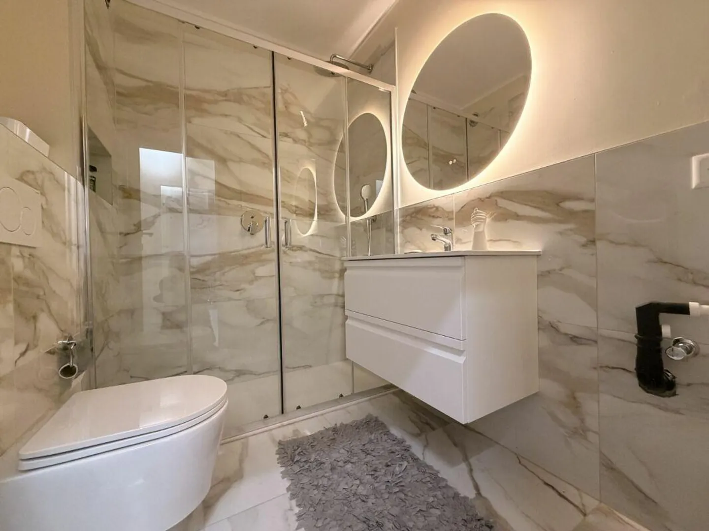 3,5 CHAMBRES AVEC BALCON · REMISE DES CLÉS MAINTENANT ! VUE SUR LE LAC - Photo 13 sur 21