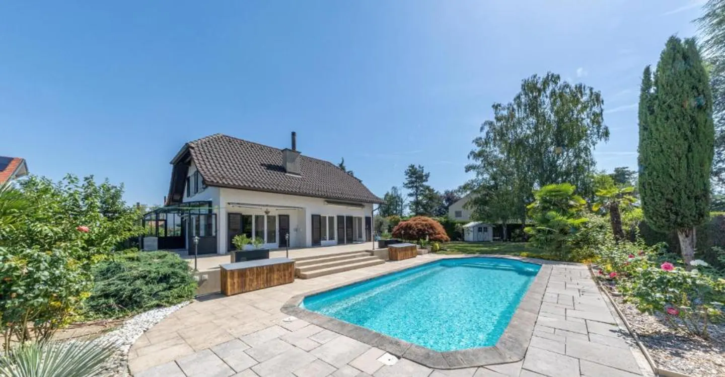 7-Zimmer-Haus - Foto 2 von 11