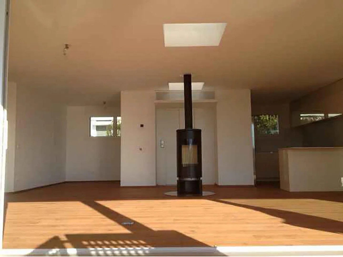 Appartamento Duplex con giardino e posteggi - Foto 11 di 13
