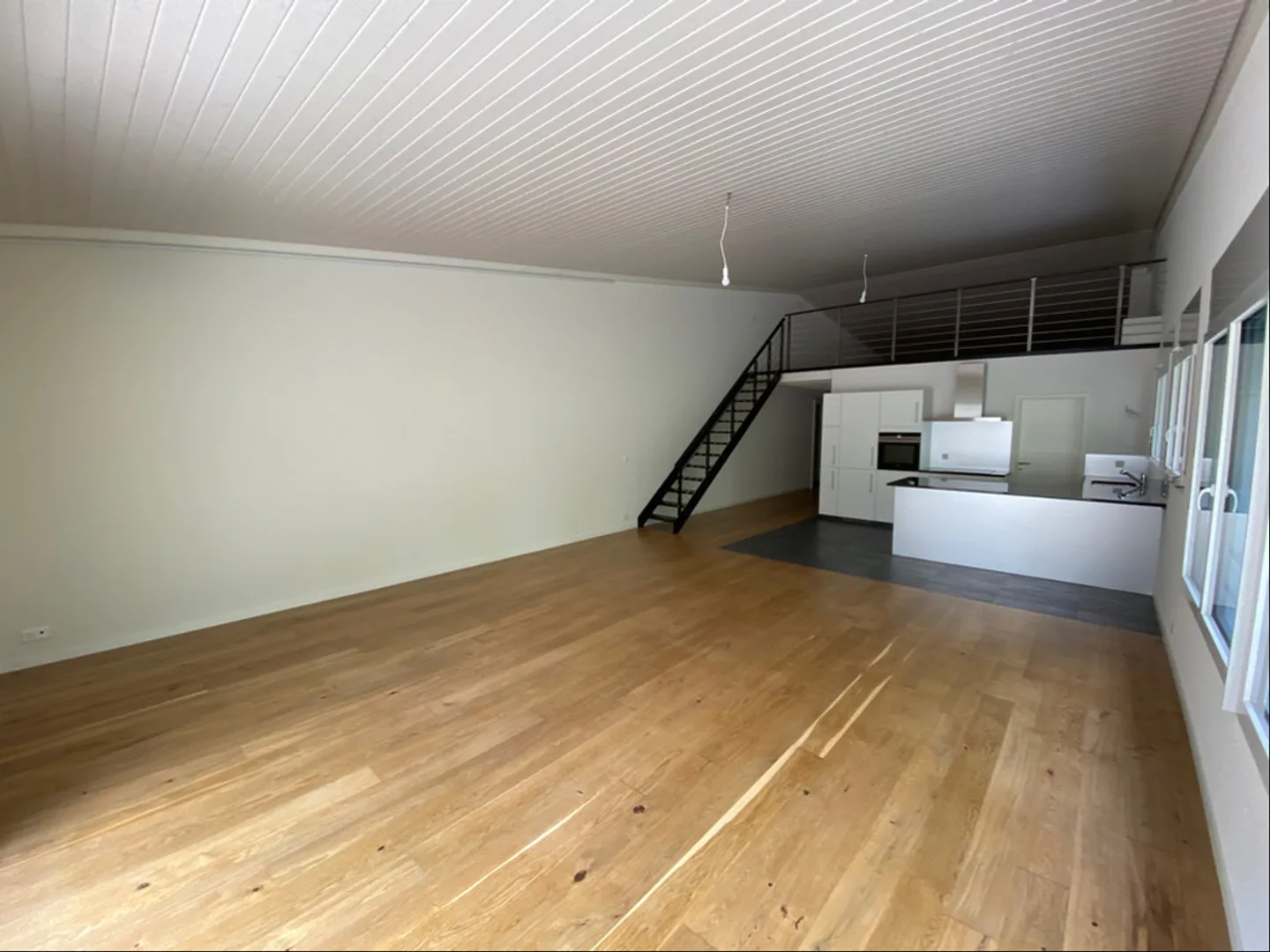 Appartamento in affitto - Foto 3 di 6