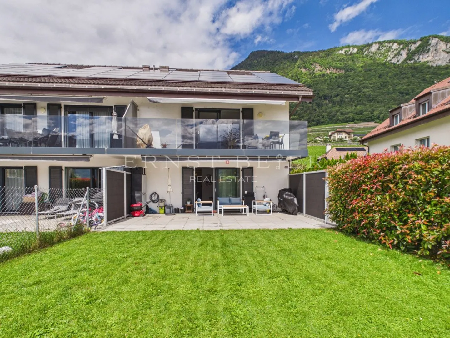 Appartamento moderno con giardino - Foto 2 di 10