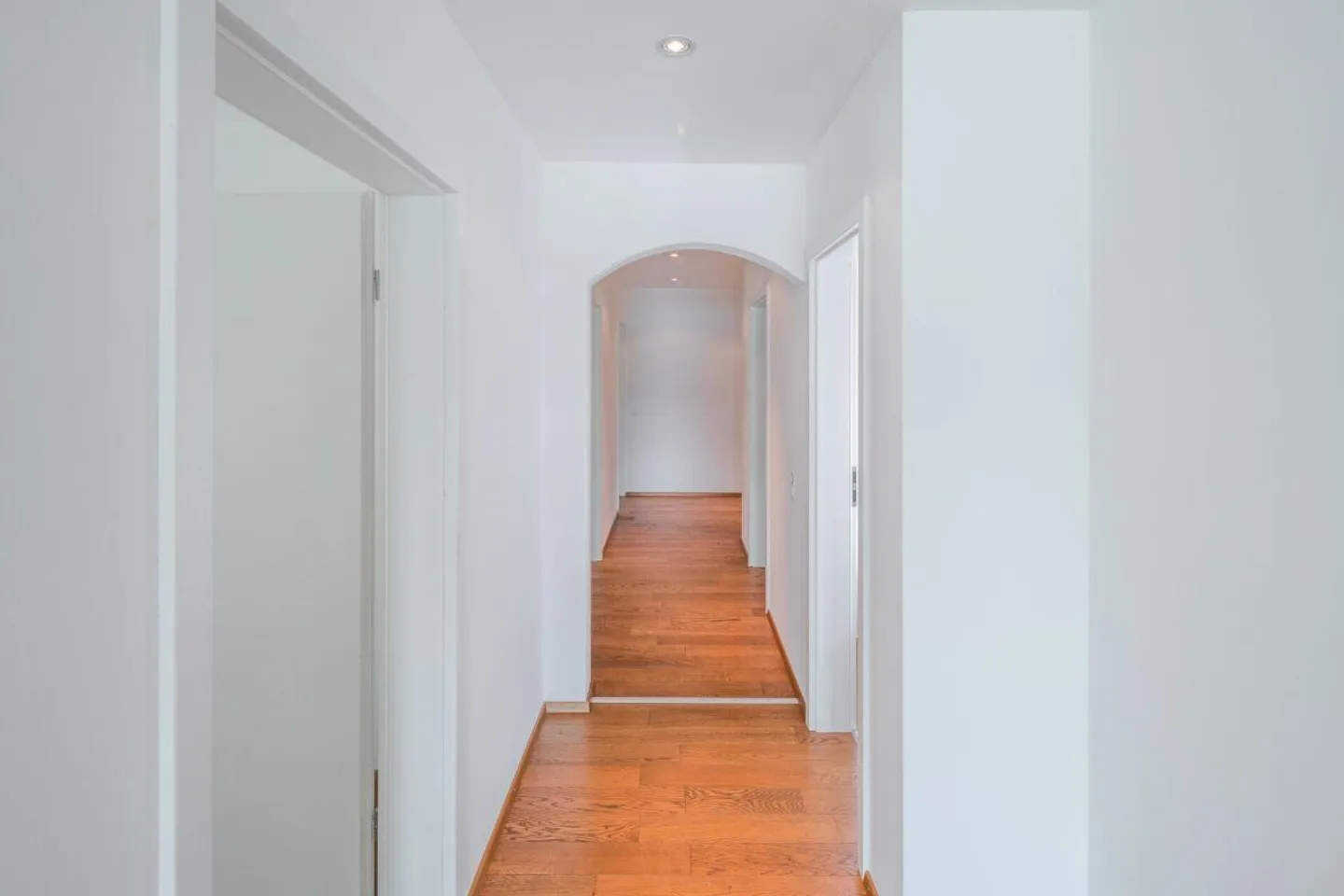 Unique Garden Apartment with Direct Access to the Rhine - Photo 11 of 17