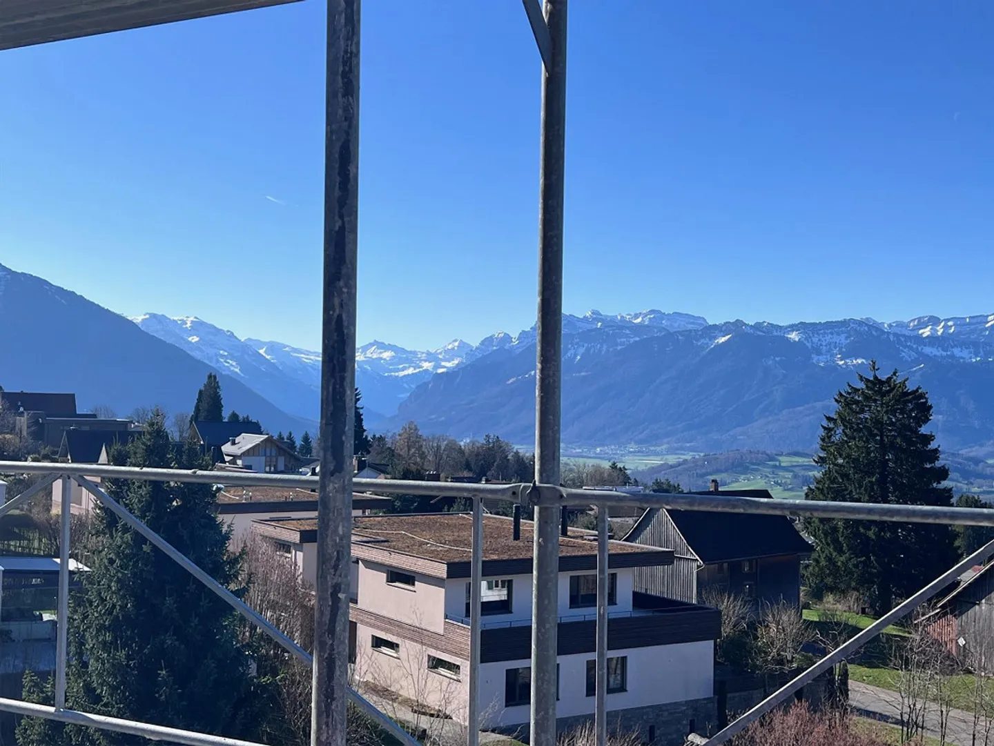 Vista soleggiata - Foto 3 di 9