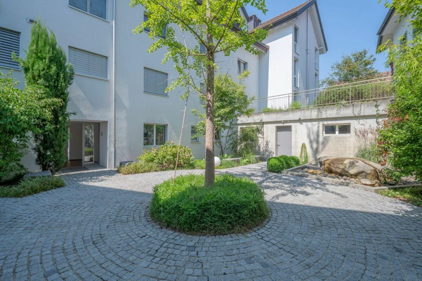 Unique Garden Apartment with Direct Access to the Rhine - Photo 15 of 17