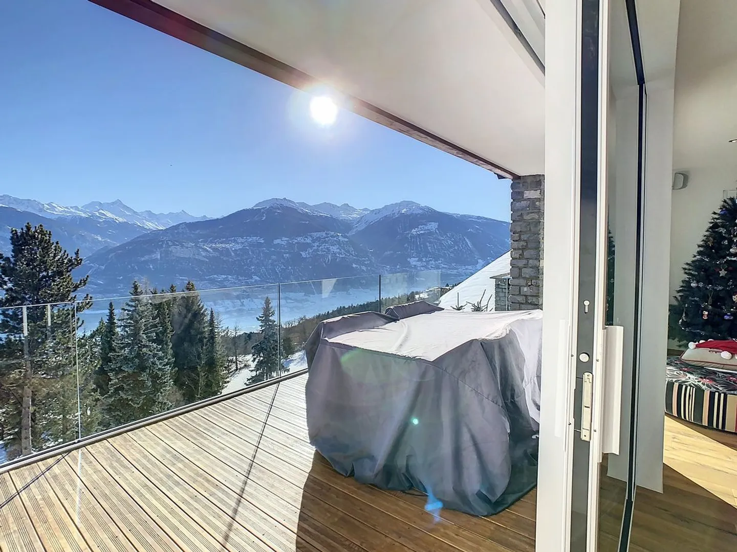 Luxuriöses Chalet im Herzen der Natur - Foto 1 von 13
