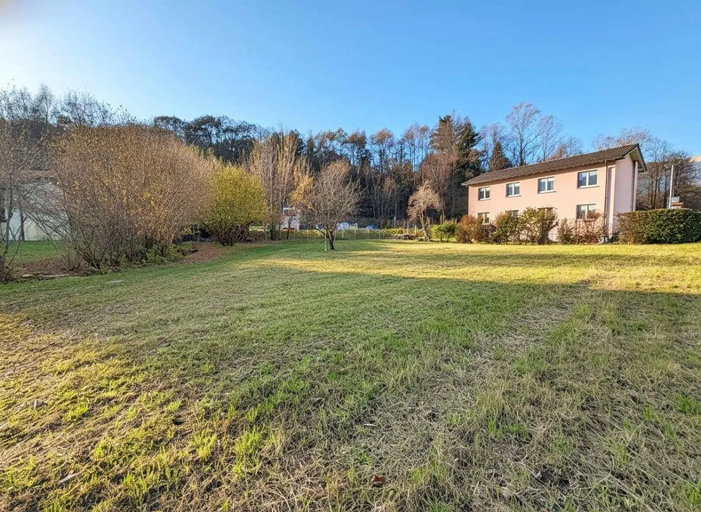 The ideal land for your single-family home - Photo 3 of 4