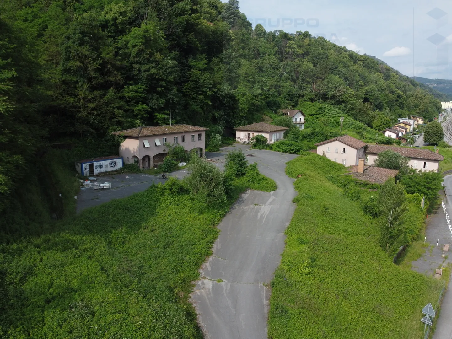 TERRAIN CONSTRUCTIBLE - Photo 1 sur 2