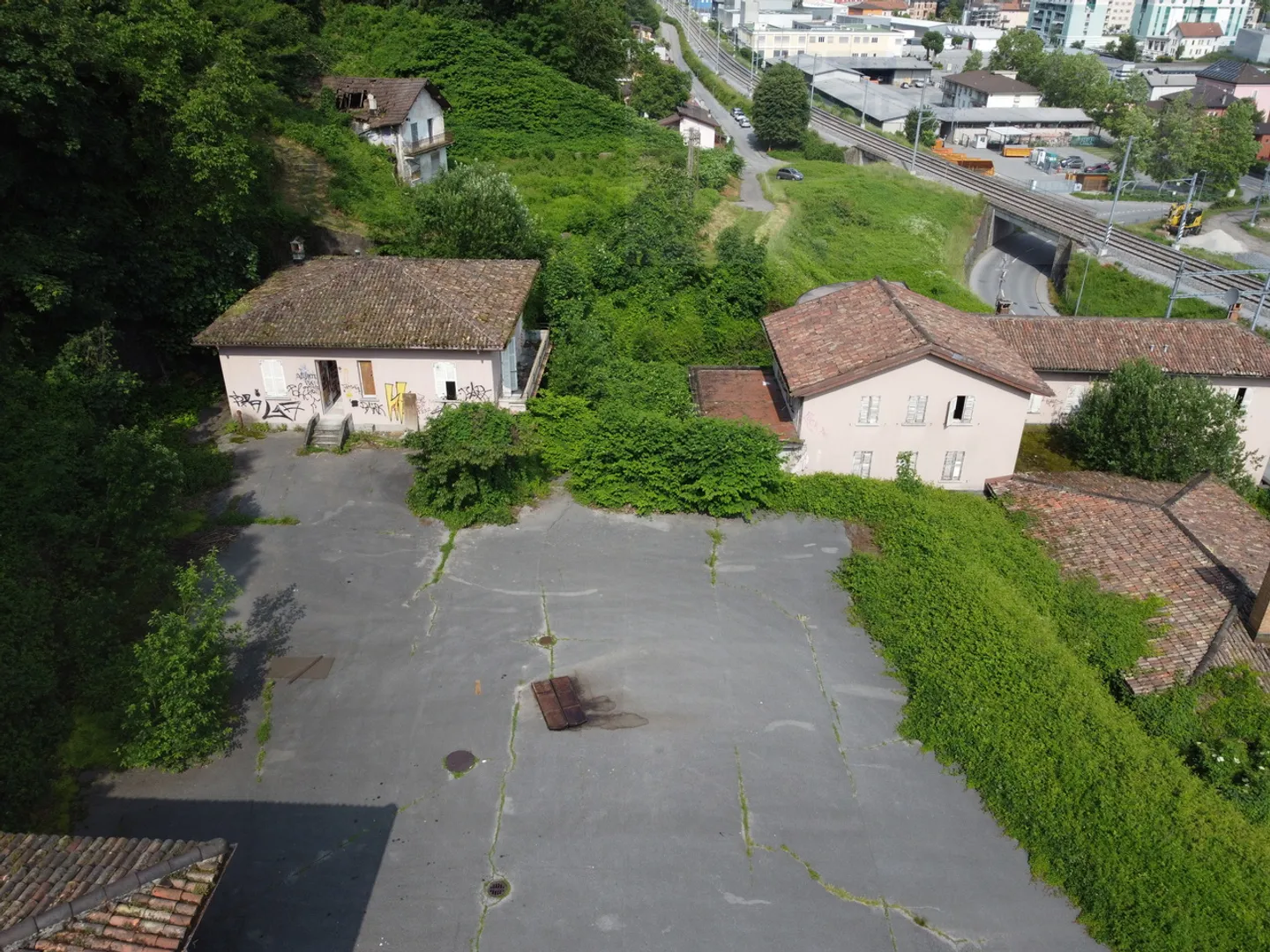 TERRAIN CONSTRUCTIBLE - Photo 2 sur 2
