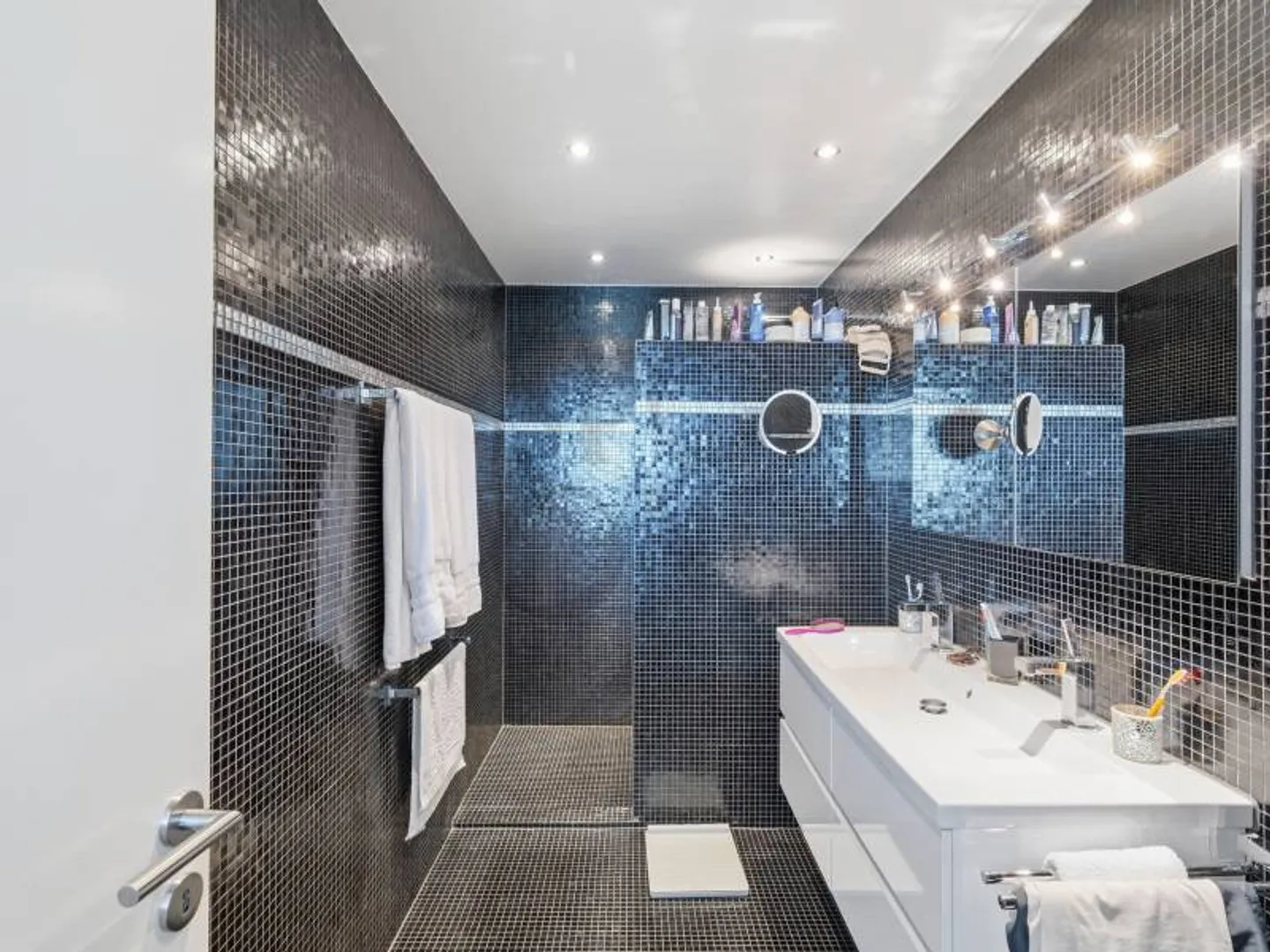 Sublime proprietà individuale con vista mozzafiato - Foto 11 di 11