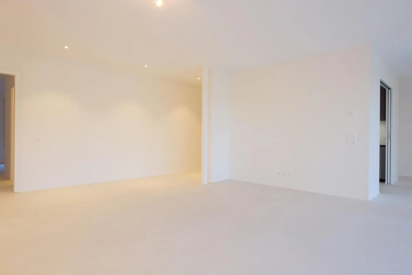 SORENGO · PRESTIGIOUS MODERN TRIPLEX WITH PRIVATE GARDEN - Photo 8 of 13