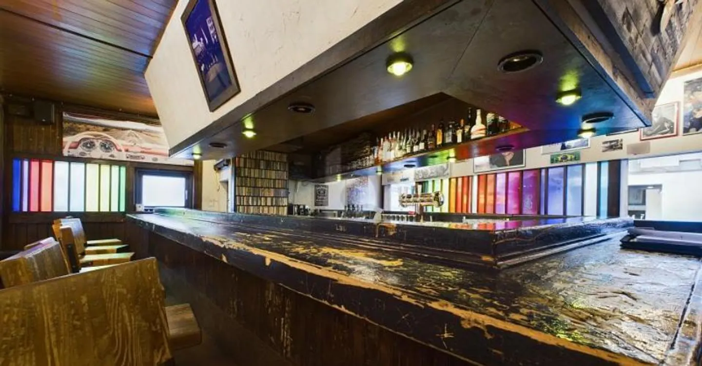 Charmante Bar in Saas-Fee - Foto 1 von 6