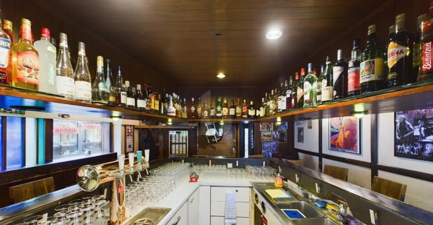 Charmante Bar in Saas-Fee - Foto 3 von 6