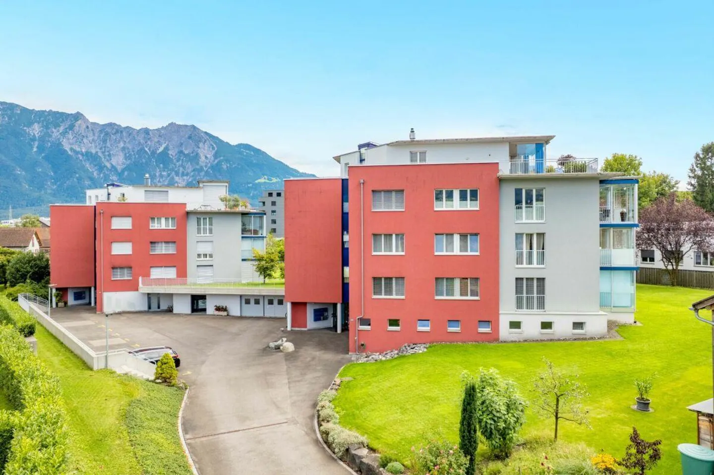 Appartement familial de 4,5 pièces avec jardin d'hiver - situé au calme, près du centre - Photo 12 sur 15