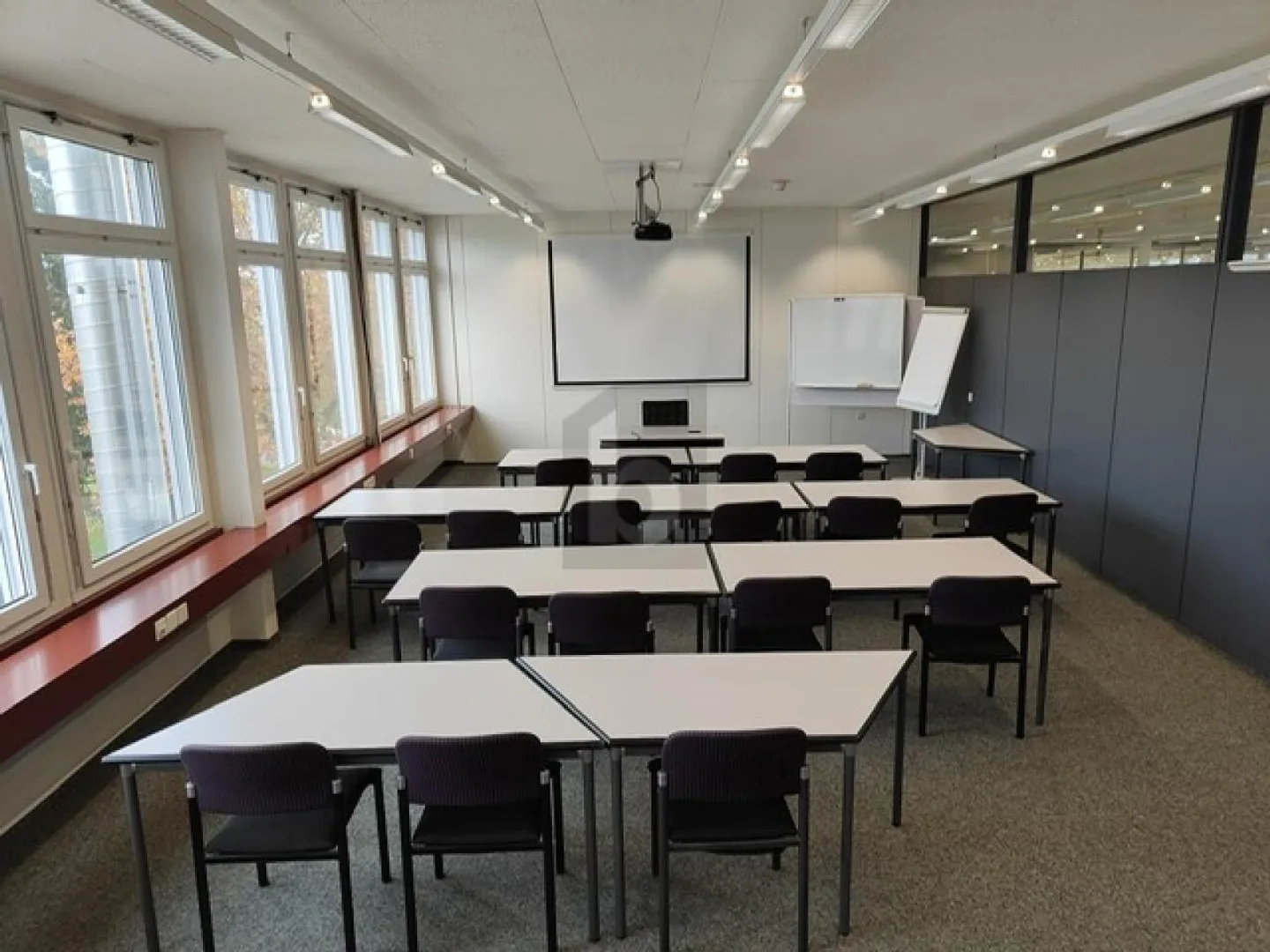 Geräumiges Büro im Zentrum - Foto 3 von 6