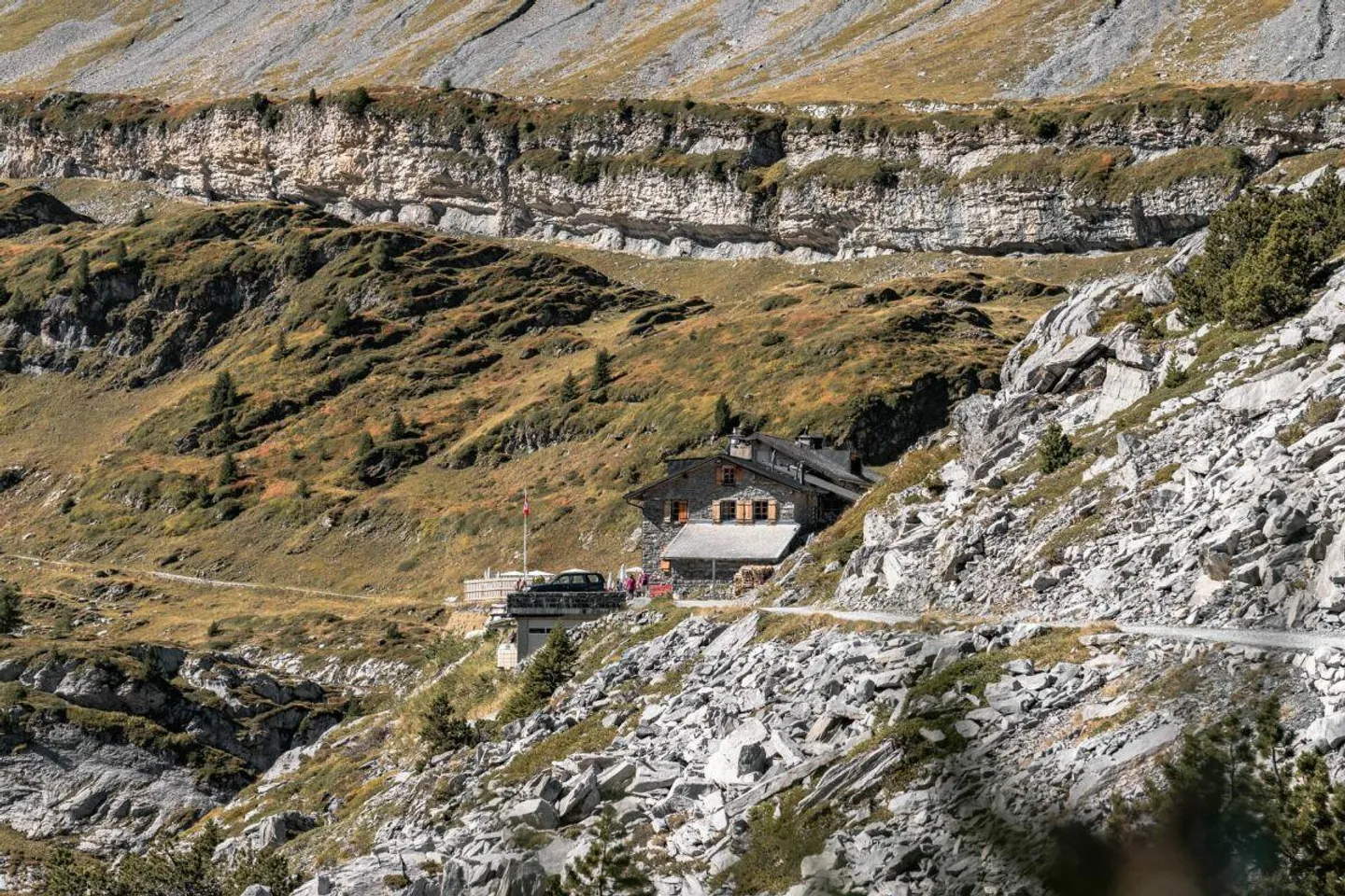 Historisches Berghotel Schwarenbach inmitten der imposanten Berner ... - Foto 2 von 15