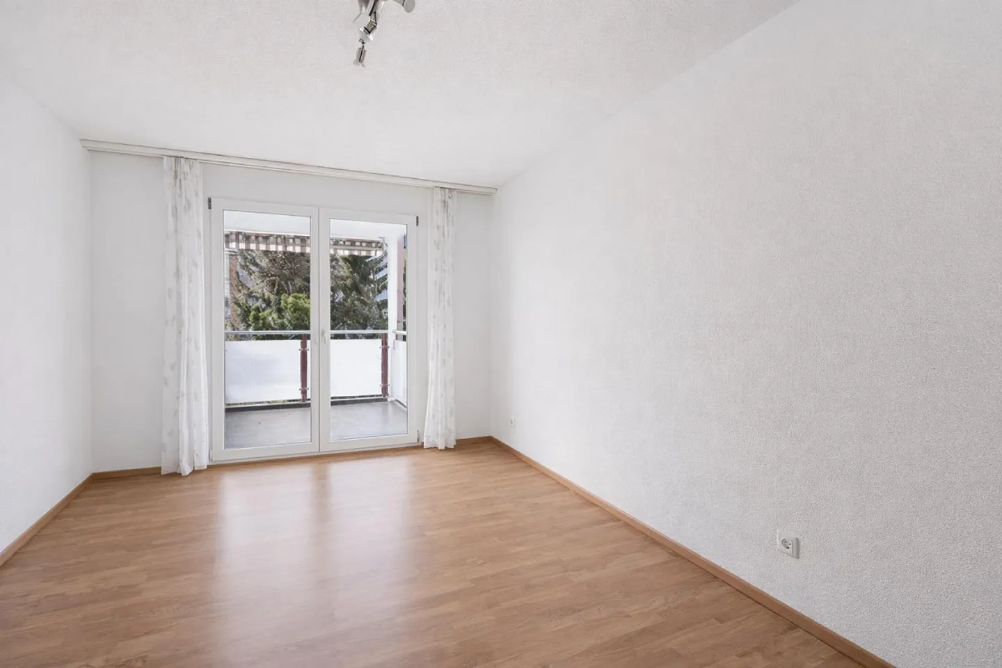 Appartement 3.5 pièces - Photo 3 sur 8