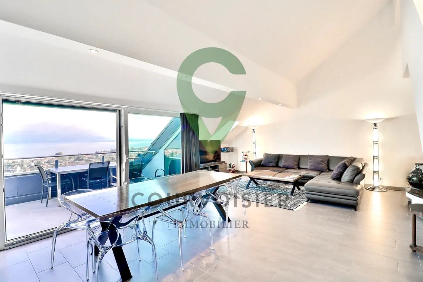 Geräumige 4,5 Zimmer mit Blick auf den Genfersee und die Alpen - Foto 2 von 13