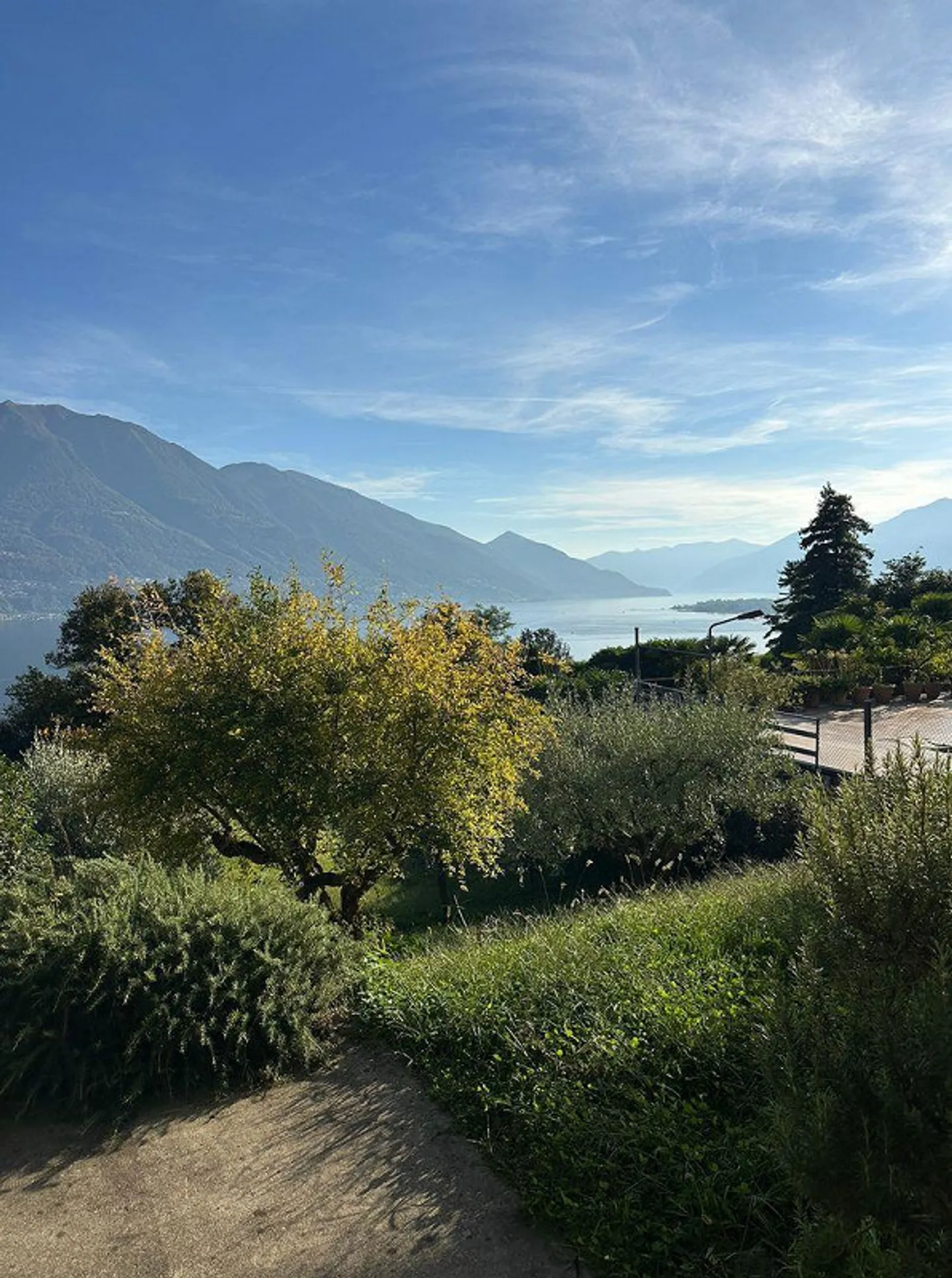 Villa Panoramica con Vista Lago - Foto 5 di 30